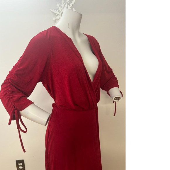 USA made Lilian red dress plus size stretchy knit shiny silky midi knee NWOT 2X - Picture 2 of 6